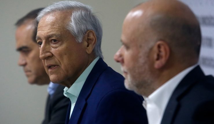 <p>Los timoneles del PR, PPD y PS, Carlos Maldonado, Heraldo Muñoz y Álvaro Elizalde. </p>