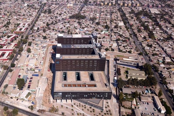 Concesionaria del Félix Bulnes acusa incumplimientos de ministerios de OOPP y Salud