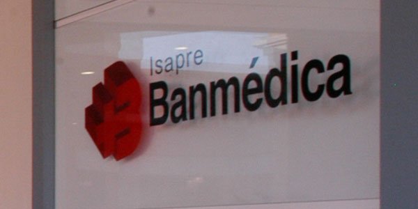 Banmédica activa seguro catastrófico de forma automática y retroactiva para todos sus afiliados hospitalizados por Covid-19