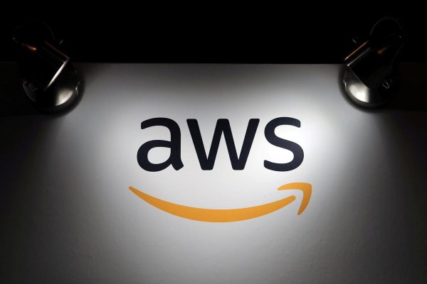 Gobierno de Chile recurrió a Amazon Web Services para mejorar el funcionamiento de la plataforma "Comisaría Virtual"