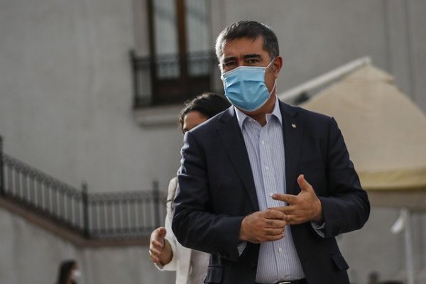 Desbordes tras reunión con Piñera: "Nos vamos con tareas todos para la casa, pero con la mejor disposición a solucionar esto"
