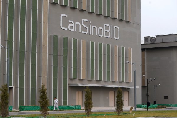 El laboratorio chino CanSino negocia con Chile y otros países para probar su vacuna contra el Covid-19