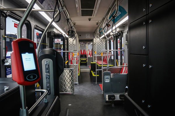 La descarbonización del transporte público avanza, pero actores del rubro piden extender RED a todo Chile y abogan por más medidas