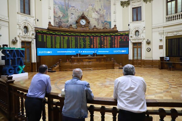 Bolsa chilena registró otra alza luego de la aprobación en el Congreso del retiro de fondos de las AFP