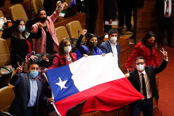 FT y el retiro de fondos: se envía una señal inquietante a los inversionistas que temen que el populismo pueda estar arraigándose antes del plebiscito