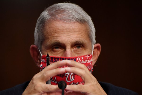 Anthony Fauci “Estamos viviendo la tormenta perfecta”