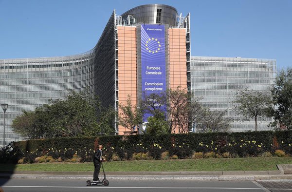Desempleo aumenta levemente en Europa y no refleja mejora como consecuencia de reaperturas