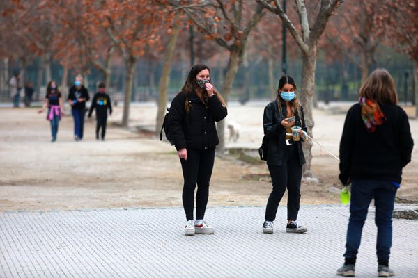 <p>La idea de BICE es que luego de estar en la Banca Joven, estos clientes tomen otros productos. Foto: Agencia Uno </p>