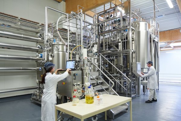 Protera, la startup que crea proteínas con inteligencia artificial, aterriza en Francia