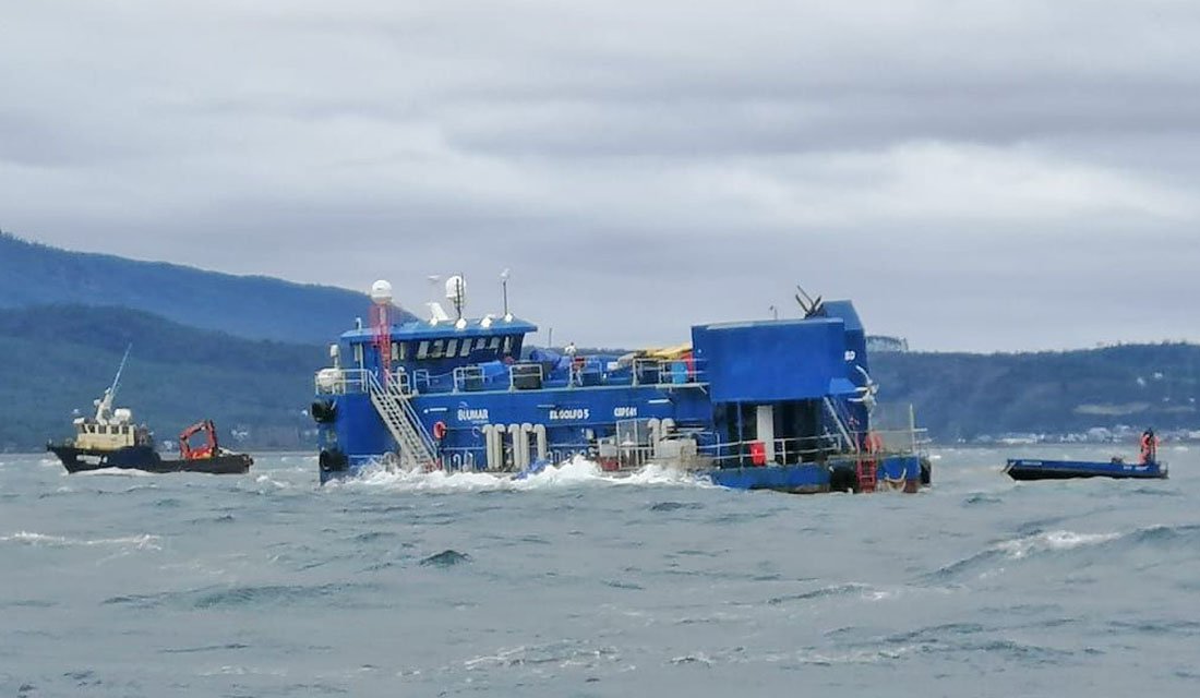 <p>SMA pone presión a Blumar y ordena medidas urgentes tras hundimiento de jaulas con salmones</p>