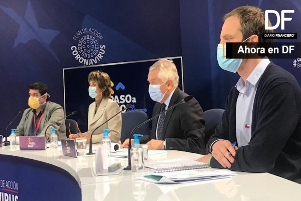 <p>Ahora en DF: Comuna de Santiago podría salir de confinamiento al observarse baja tasa de positividad</p>
