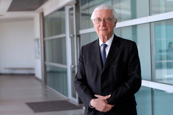 Raúl Bertelsen: “Existe un gran desconocimiento del trabajo de la Comisión Ortúzar”
