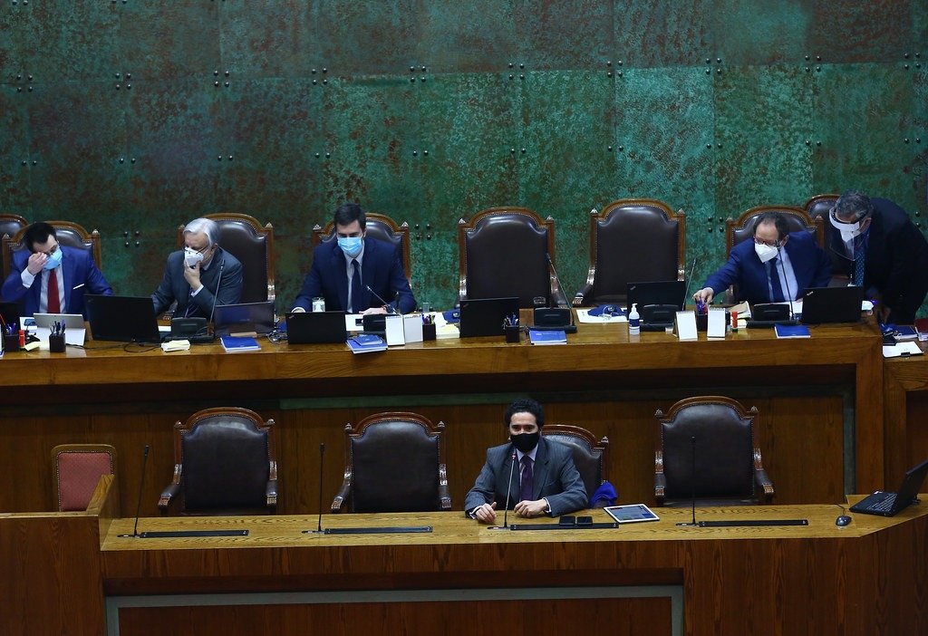 <p>Senado aprueba proyecto con medidas tributarias para la reactivación y pasa a ser ley</p>