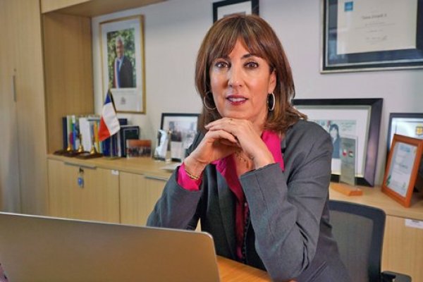 Ministra Zalaquett convoca mesa para asegurar una reactivación que priorice la inclusión de la mujer