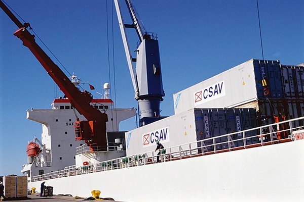 CSAV reporta fuerte alza de sus utilidades en el primer semestre a pesar de la pandemia