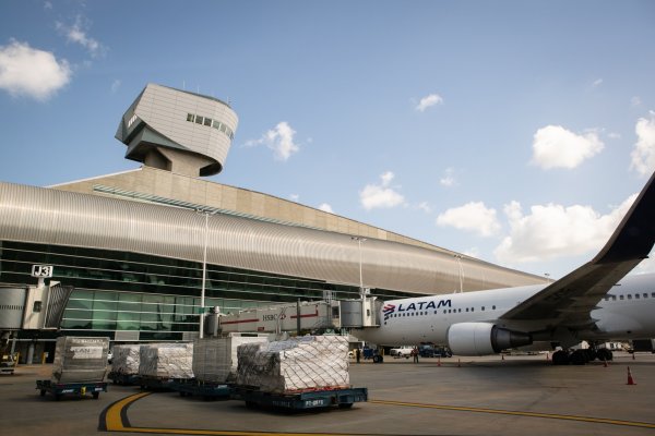Latam busca retomar normalidad y anuncia aumento gradual de su operación doméstica e internacional