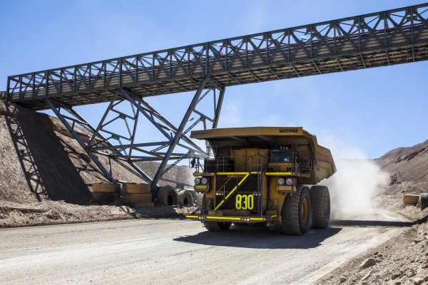 Cambios en Codelco: estatal informa la renuncia de gerente general de División Andina