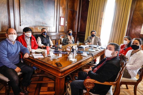 Salario mínimo: Hacienda y CUT avanzan en conversaciones por protección del empleo, pero reajustabilidad salarial sigue pendiente