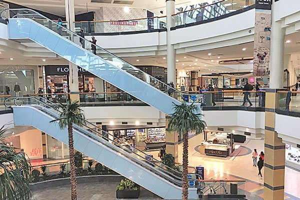 Mall Florida Center inicia apertura gradual desde este lunes y en 10 días tendrá el 40% de sus tiendas abiertas