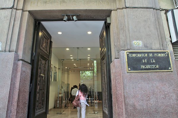 LarrainVial, BTG Pactual y Toesca tocan la puerta de Corfo para participar del Fondo Crece
