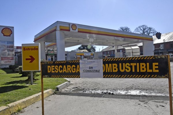 Escasez de combustible en algunas ciudades de Chile.