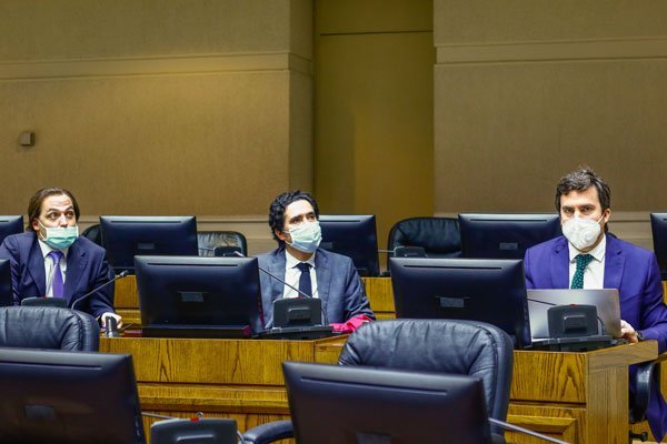 Cámara de Diputados le aplica duro golpe al gobierno y rechaza propuesta de salario mínimo