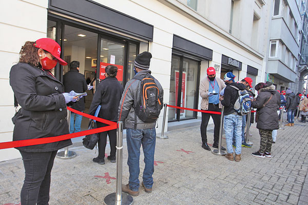 <p>Los cambios en el encaje responden al retiro del 10%. Foto: Agencia Uno </p>