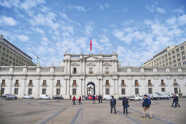 Sindicato de empresas estatales lleva a Hacienda a la Justicia por circular que restringe negociaciones colectivas