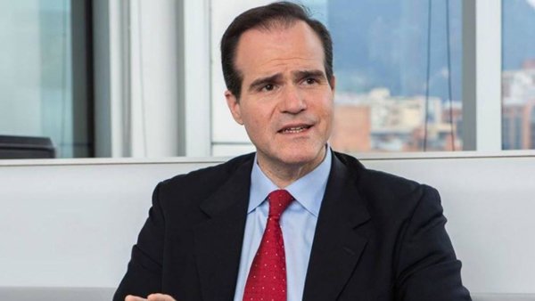 ¿Carrera corrida? Los factores que podrían evitar que Mauricio Claver-Carone se convierta el domingo en el primer estadounidense en presidir el BID