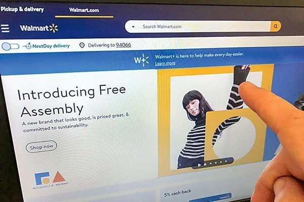 Walmart expande su presencia en la moda con marca propia de ropa