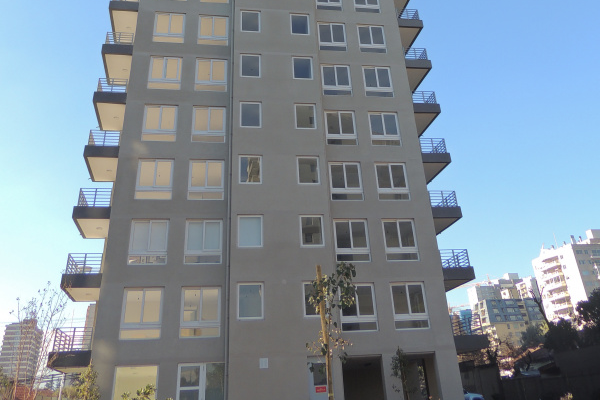 Minvu entrega subsidios de hacinamiento y logra acuerdo con edificios de renta para que familias se ubiquen en ellos