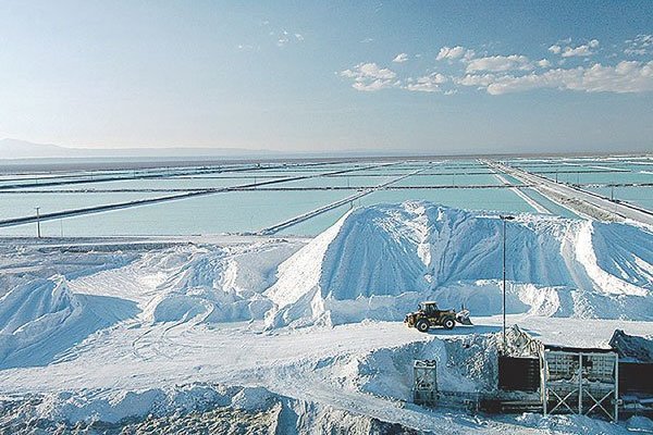 Tianqi en problemas: asegura que no puede pagar préstamo que le sirvió para entrar a SQM