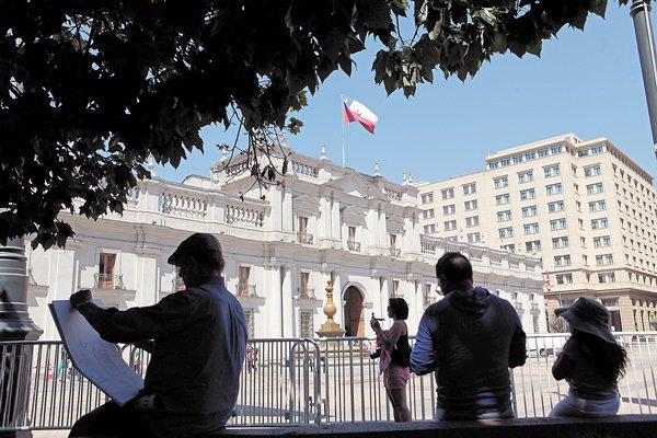 Presupuesto 2021 ingresa al Congreso y contempla que el Fisco se endeude adicionalmente por una millonaria cifra el próximo año