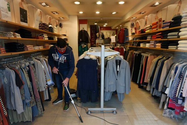 Balde de agua fría: Economía chilena no repunta como esperaba el mercado y tiene en agosto otra dura caída