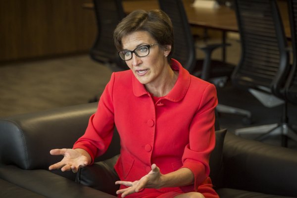 <p>La primera opción de Fraser es mantener la configuración actual, por extraña que sea, y ejecutarla de manera más eficiente. Foto: Bloomberg</p>