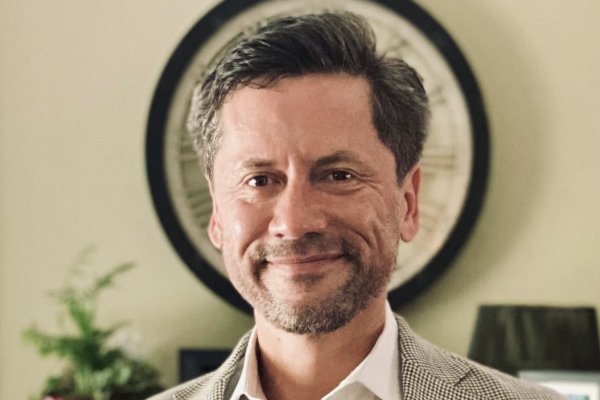 Andrés Mena, socio chileno en Paul Hastings Nueva York: “Mi carrera ha sido el resultado de planear a largo plazo, trabajar mucho y una dosis de suerte”