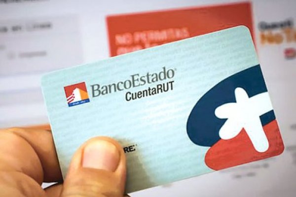 <p>Chilenos que viven en el exterior podrán recurrir a la Cuenta RUT para retiro del 10%</p>