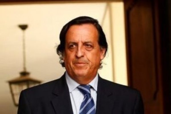 Oposición presentó acusación constitucional contra ministro del Interior