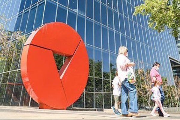 Otro golpe para CorpGroup Banking: S&P rebaja calificación de bono y alerta alta probabilidad de impago