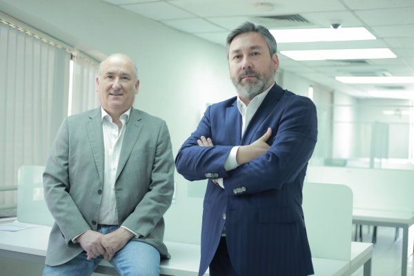 Surlatina firma alianza con HLB International e inicia nueva etapa de crecimiento