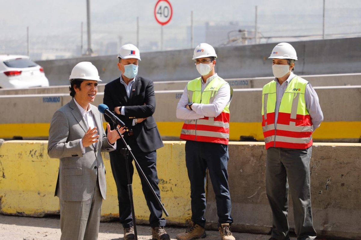 <p>Briones por rebaja de nota crediticia: “Chile sigue estando muy arriba en el mundo emergente”</p>