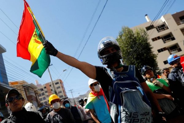 En medio de una alta polarización y en plena pandemia Bolivia elige su primer presidente tras renuncia de Evo Morales