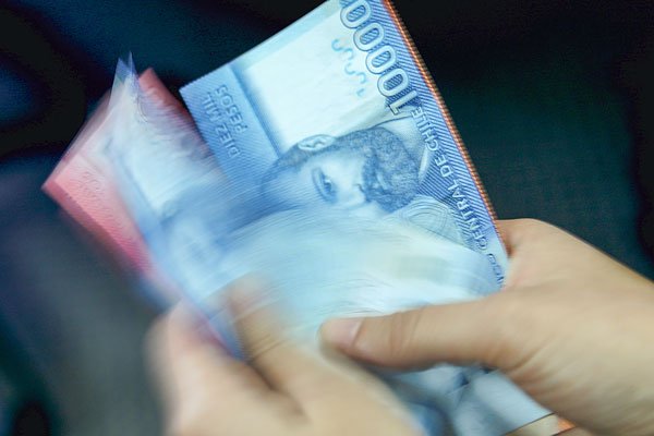 Noviembre será el mes clave para el futuro del proyecto que crea un impuesto a los "súper ricos"