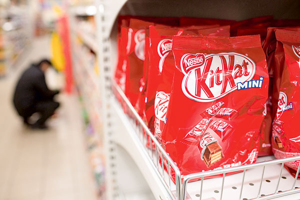 Ventas de Nestlé reciben impulso por alimentos para mascotas