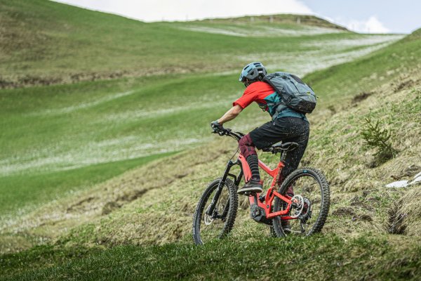 Pedaleo en e-bike: la nueva moda outdoor