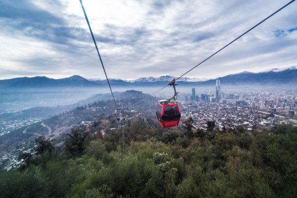Teleférico de Santiago reinició hoy sus funciones después de siete meses cerrado