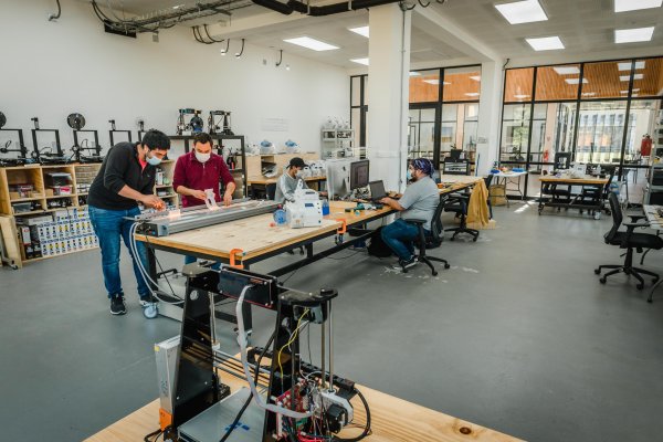 14K: Nuevo centro de innovación abre en Valdivia