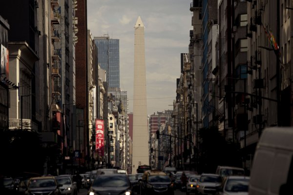 Argentinos de alto patrimonio hacen las maletas escapando del nuevo impuesto a la riqueza