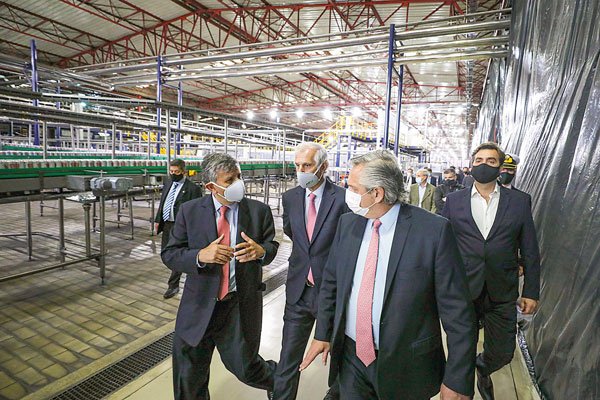 CCU sube la apuesta por Argentina: duplicará capacidad de planta en Luján