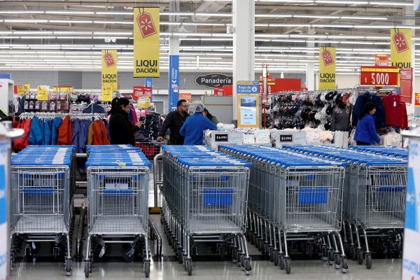 Desde chocolates bajo el costo hasta el rol de Cornershop: la historia de las desavenencias entre supermercados y proveedores